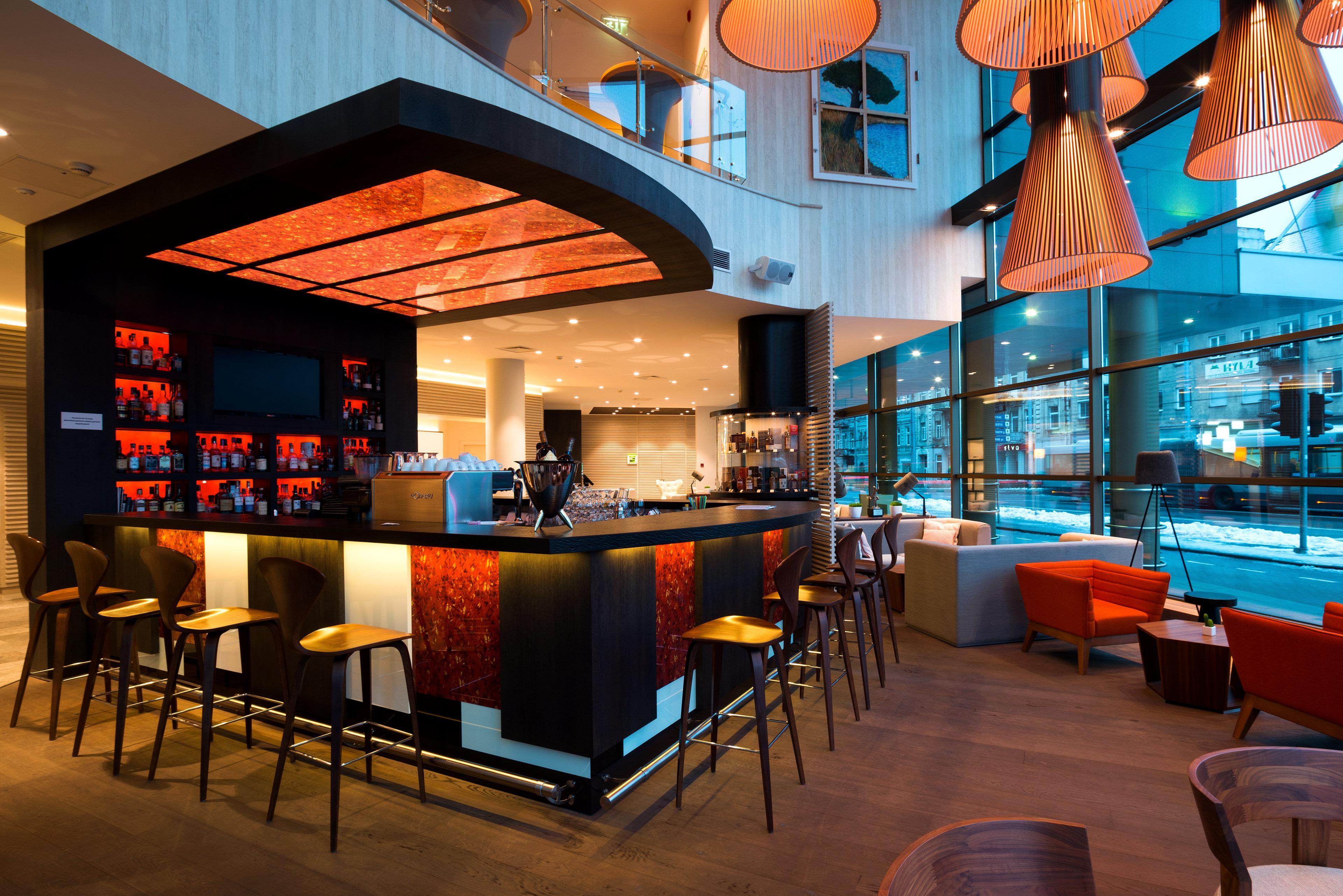 By Ihg
